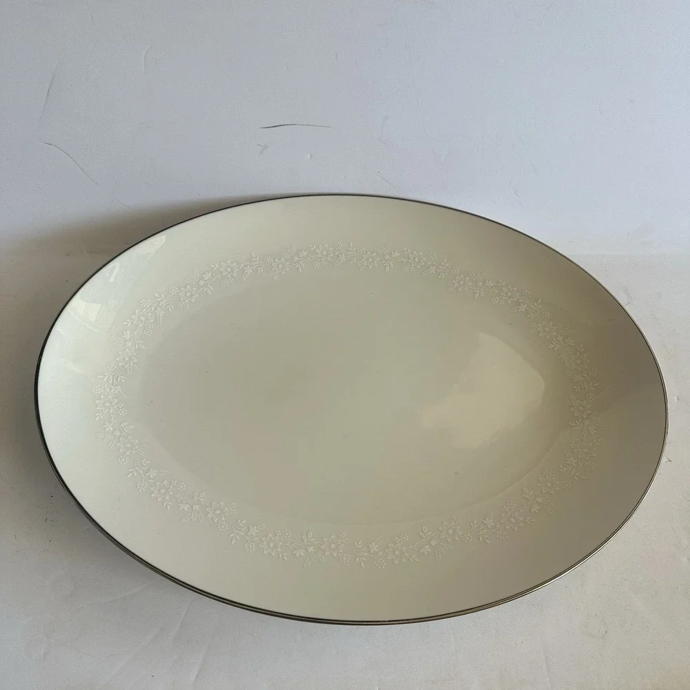 Noritake Montblanc 7257 Large & Med Oval Platters - White Floral Border on Ivory